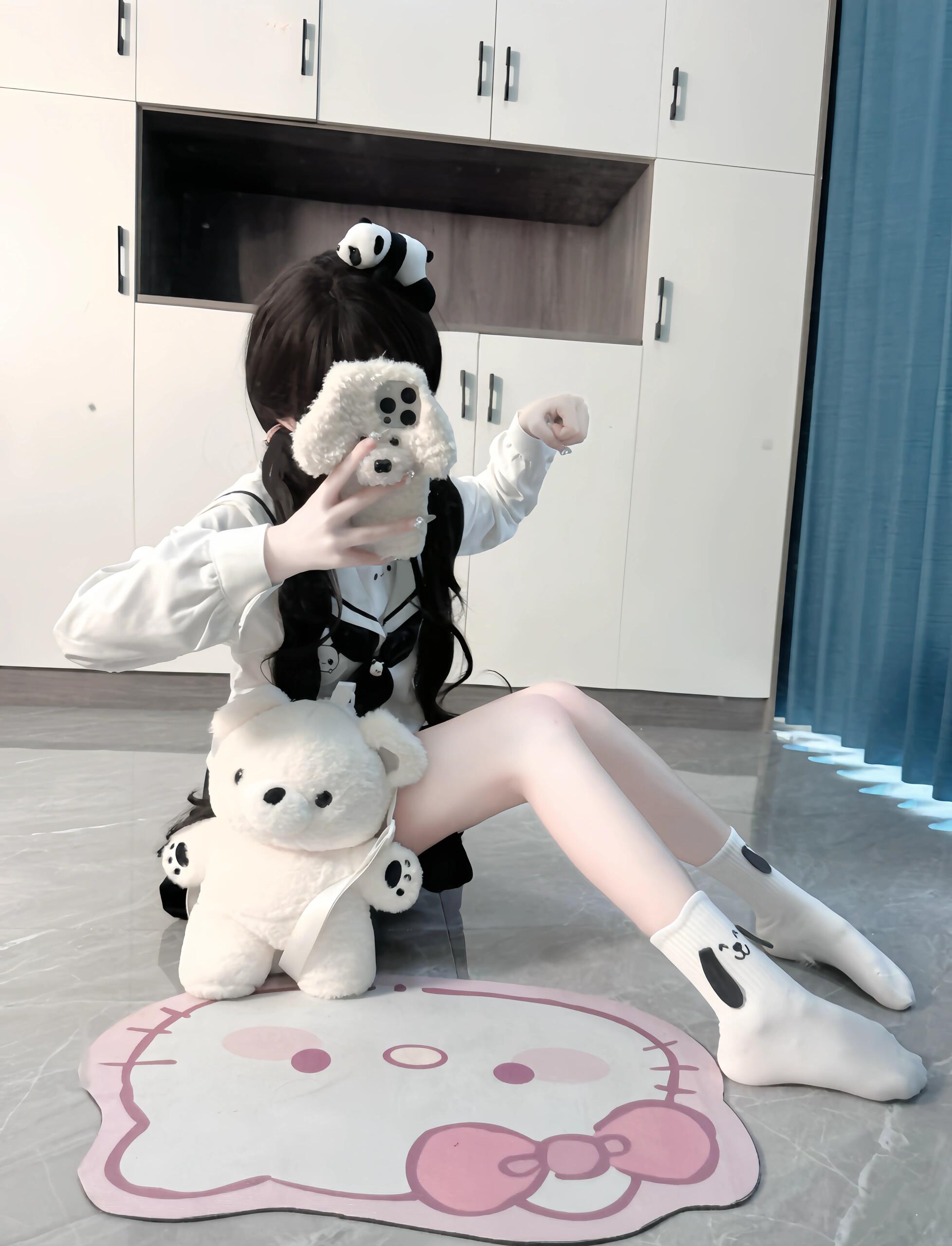 91白丝jk双马尾少女的日常穿搭分享(图1) 91白丝jk双马尾少女的日常穿搭分享(图1)